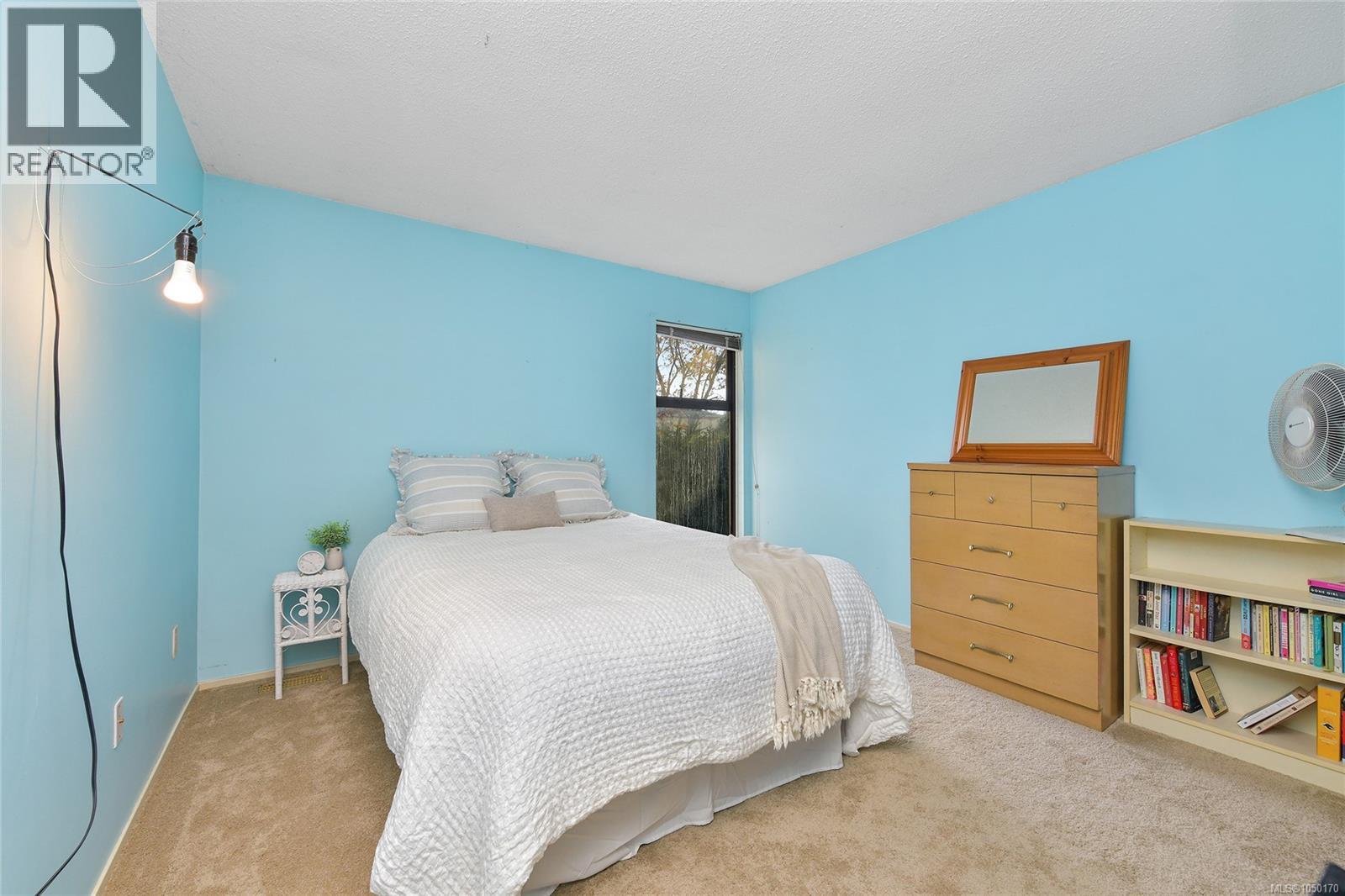  4039 Daffodil Place, Saanich