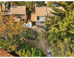 4039 Daffodil Pl, Saanich, BC V8Z6G1 Photo 37