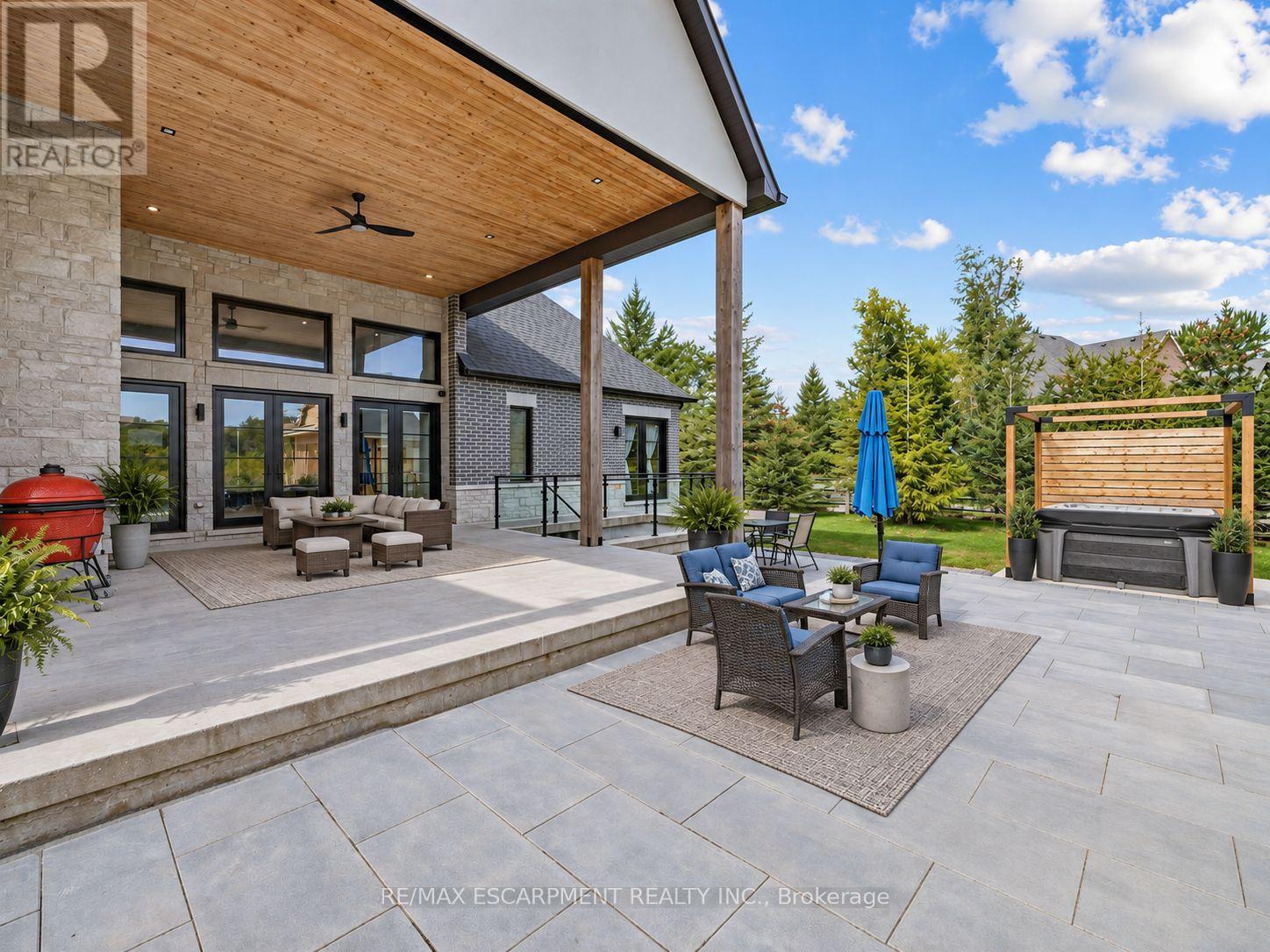 4143 CONCESSION RD 11 - 43