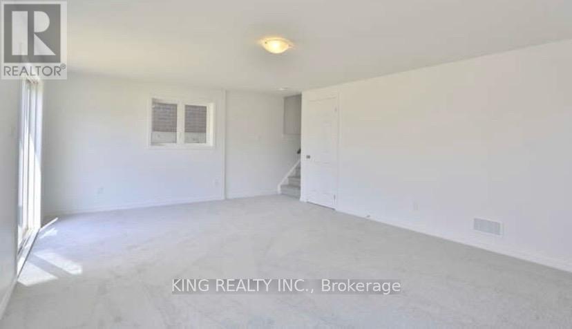 925 Tartan Court — photo 17