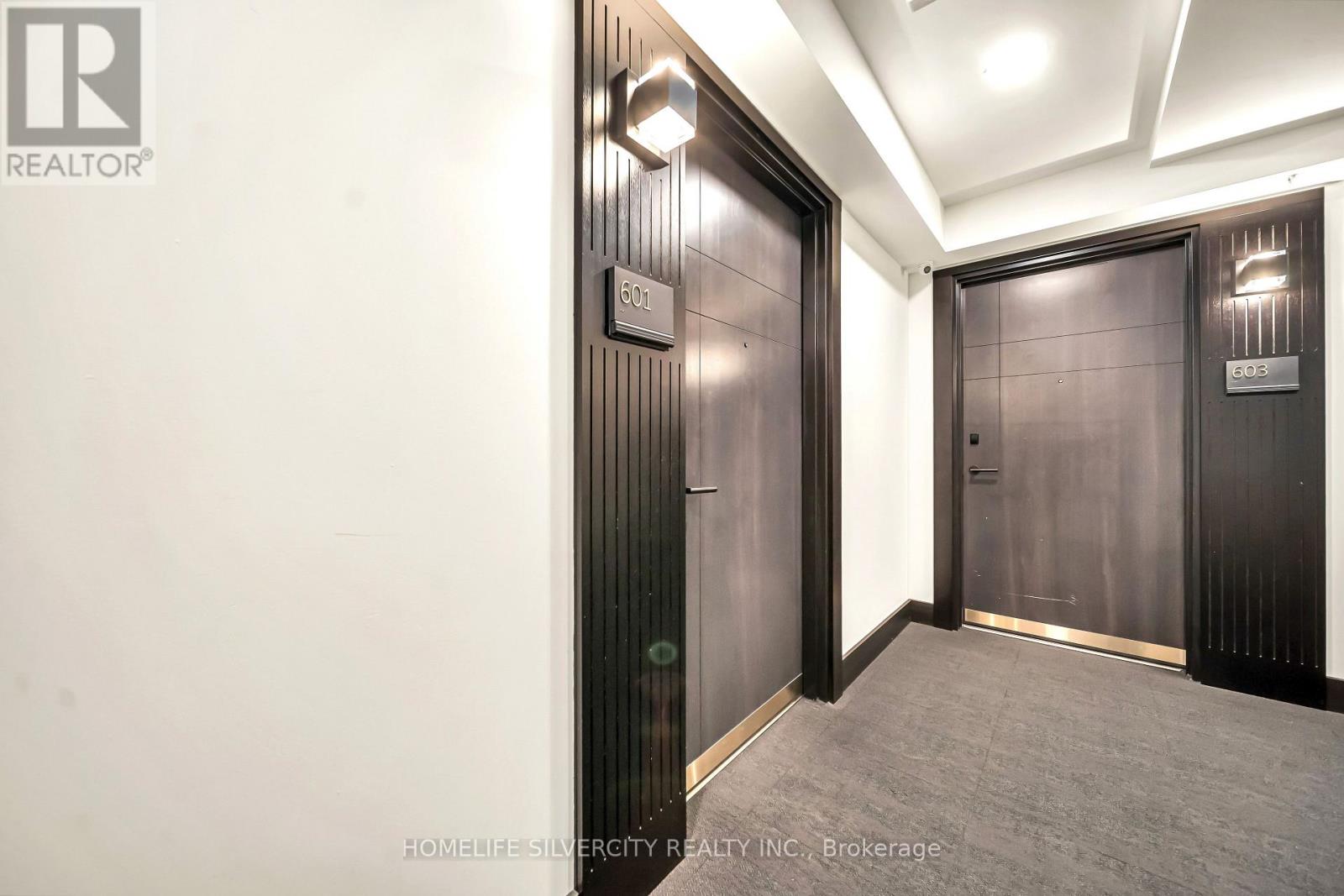 #601 145 COLUMBIA STREET - 15