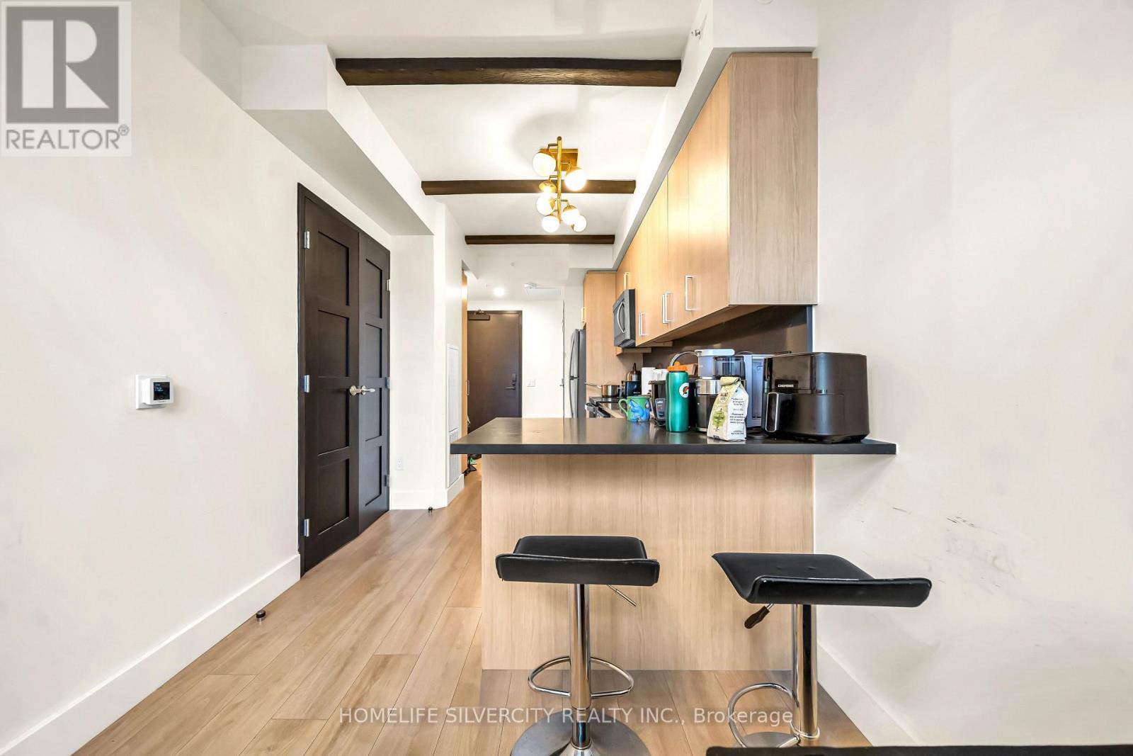 #601 145 COLUMBIA STREET - Image 25