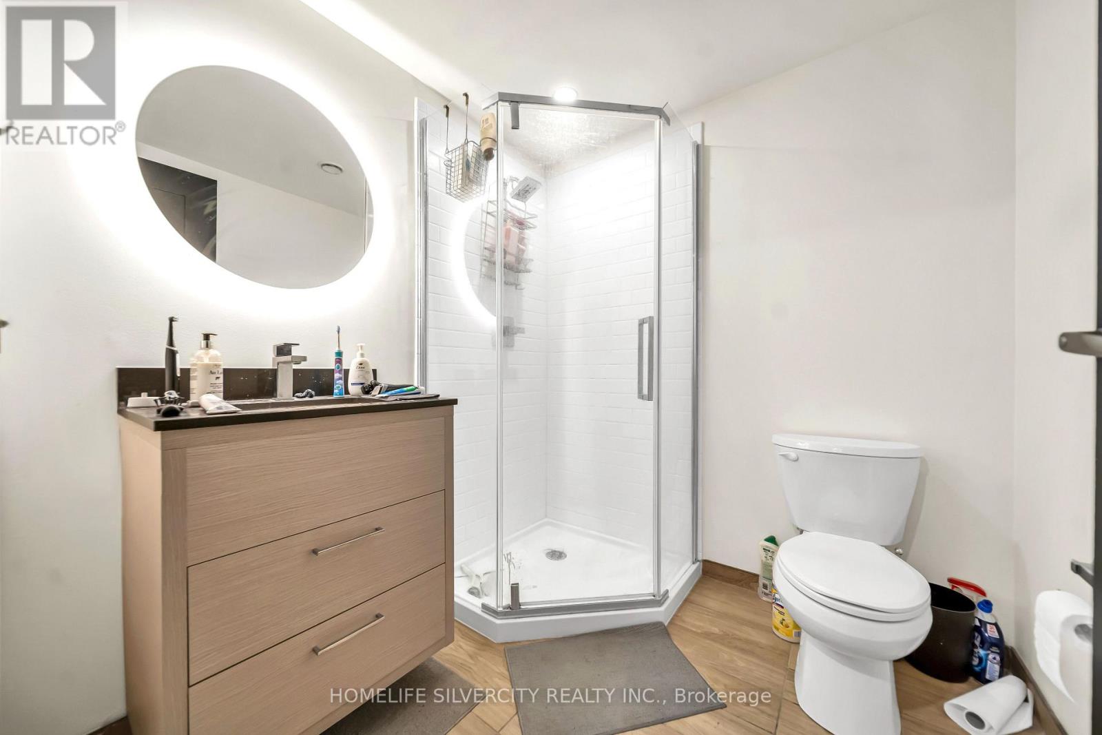 #601 145 COLUMBIA STREET - Image 31