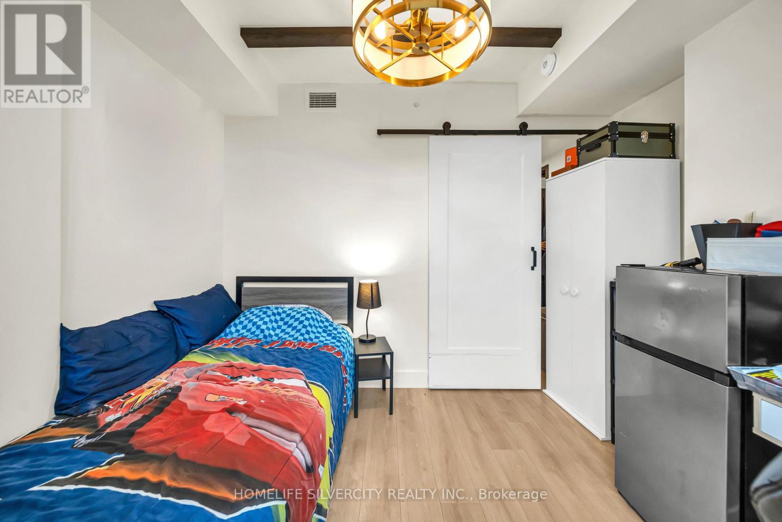 #601 145 COLUMBIA STREET - Image 38