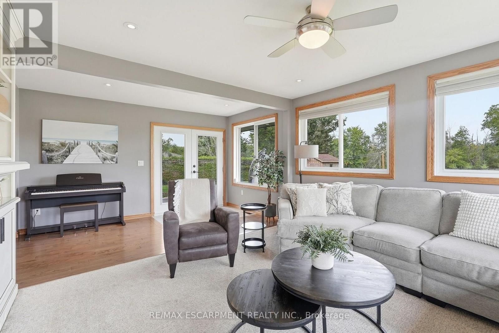 826 MILLGROVE SIDE ROAD - 18