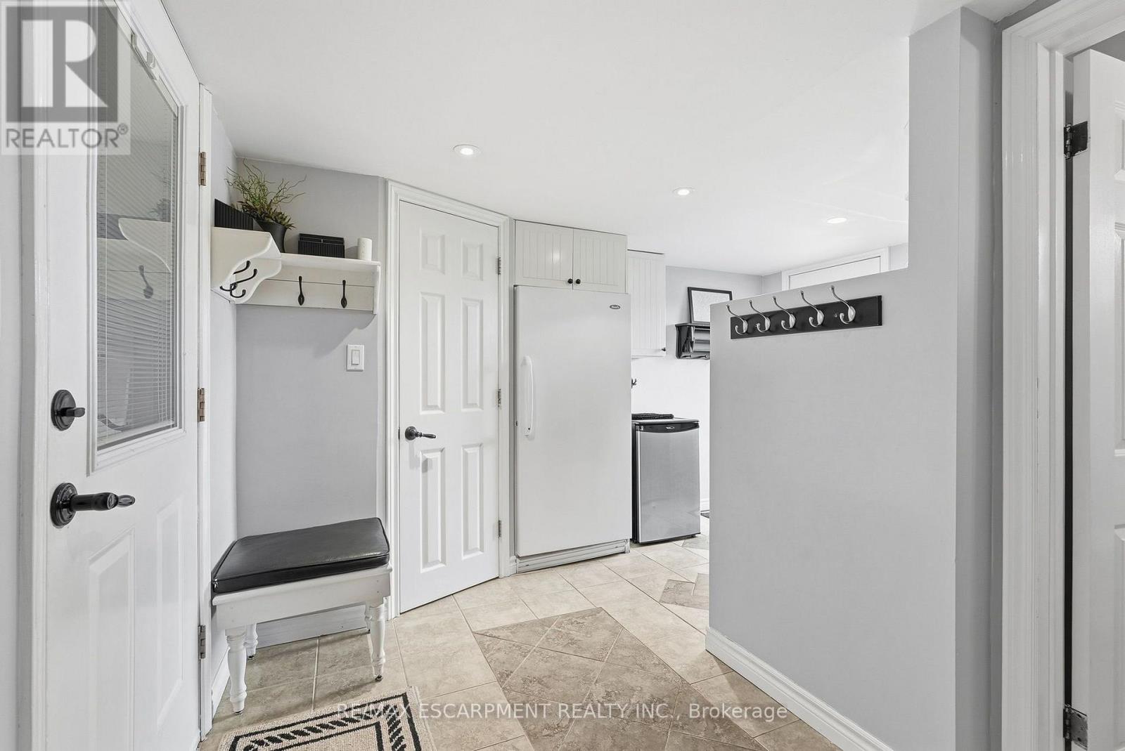 826 MILLGROVE SIDE ROAD - 38