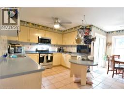Eat in kitchen - 134 Boulding Avenue, Waterdown, ON L0R2M3 Photo 11