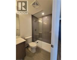 15 Wellington Street S Unit# 705b, Kitchener, ON N2G0E4 Photo 7