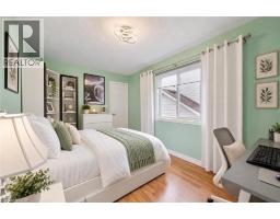 33 Washburn Drive, Guelph, ON N1E0B6 Photo 16