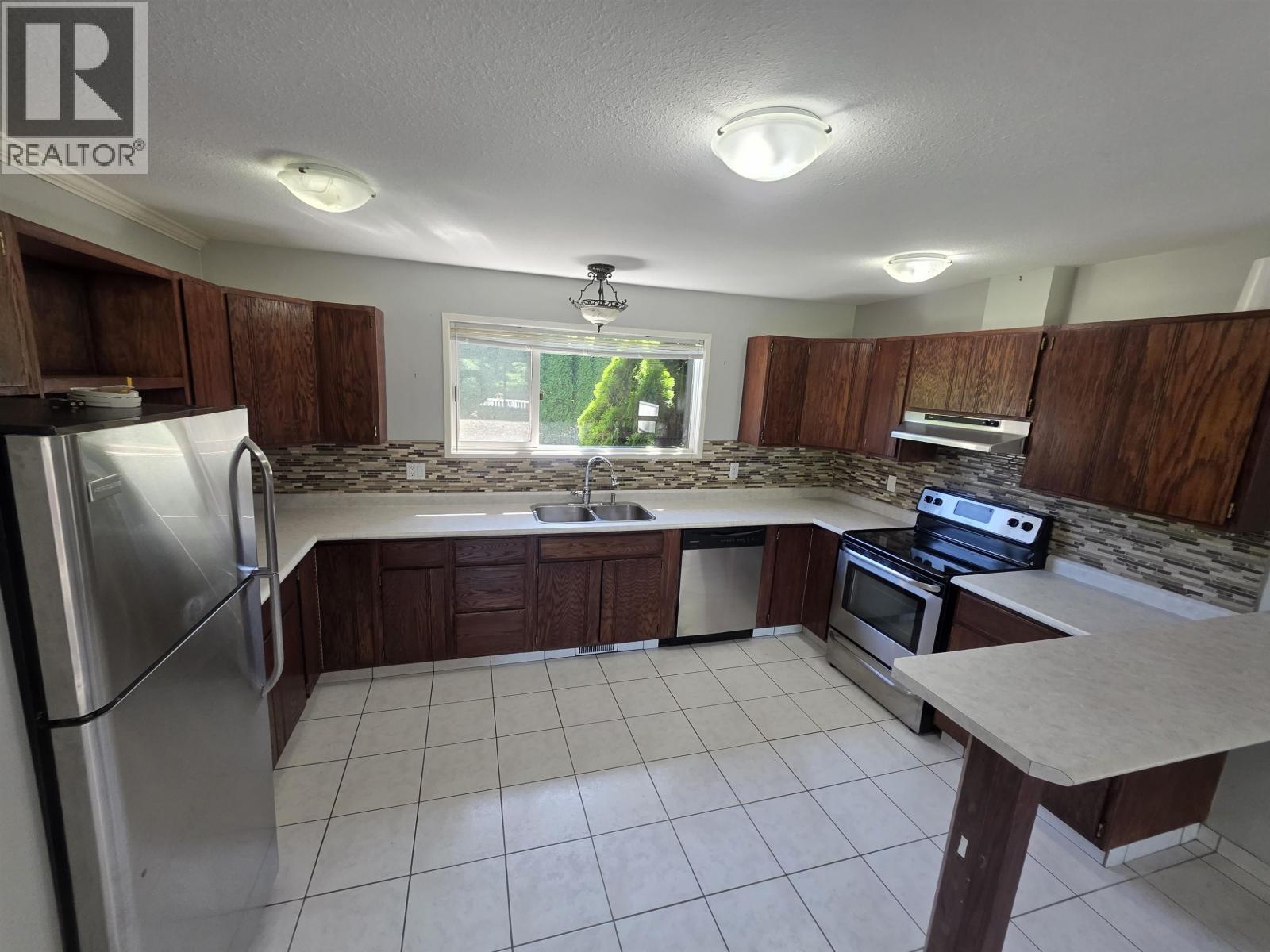2421 KROYER STREET - 2
