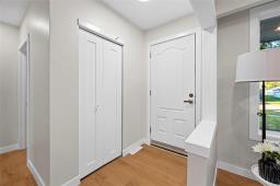 22 Pearce Avenue, Winnipeg, MB R2V2K4 Photo 11