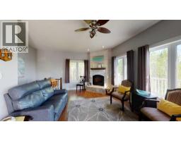 Family room - 613 & 617, 13221 Twp Rd 680, Lac La Biche, AB T0A2C1 Photo 8