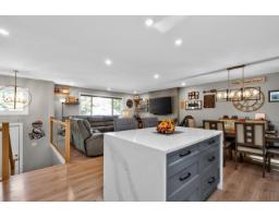 20504 43 Avenue, Langley, BC V3A3C2 Photo 13