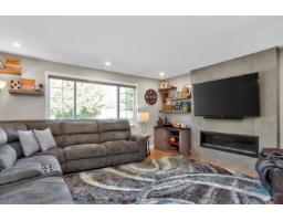 20504 43 Avenue, Langley, BC V3A3C2 Photo 9