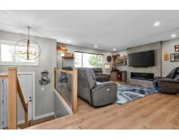 20504 43 Avenue, Langley, BC V3A3C2 Photo 8