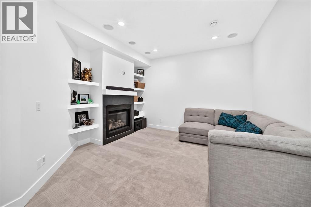 4817 20 Avenue NW - photo 18