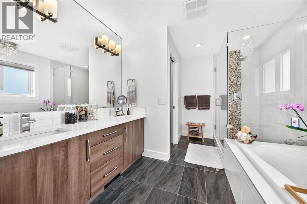 4817 20 Avenue NW - photo 11