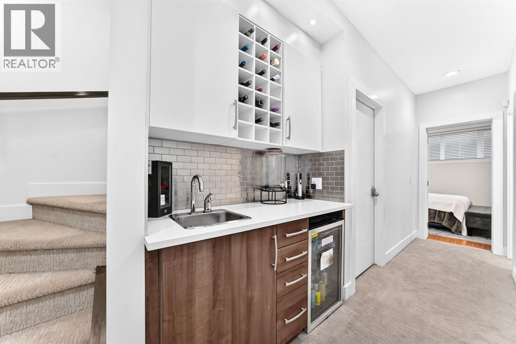 4817 20 Avenue NW - photo 23