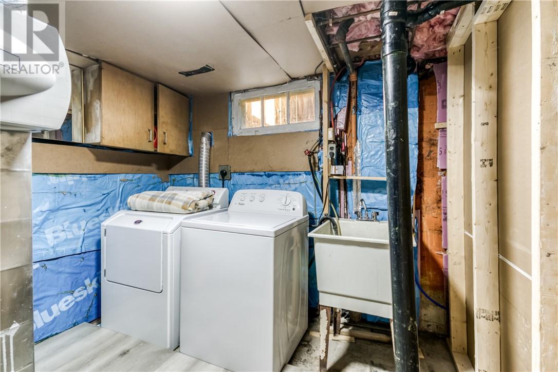 463 Albinson Street - Image 20