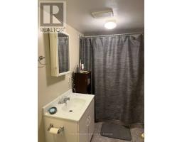 713 Yeremi Street, Pickering, ON L1W2W8 Photo 9