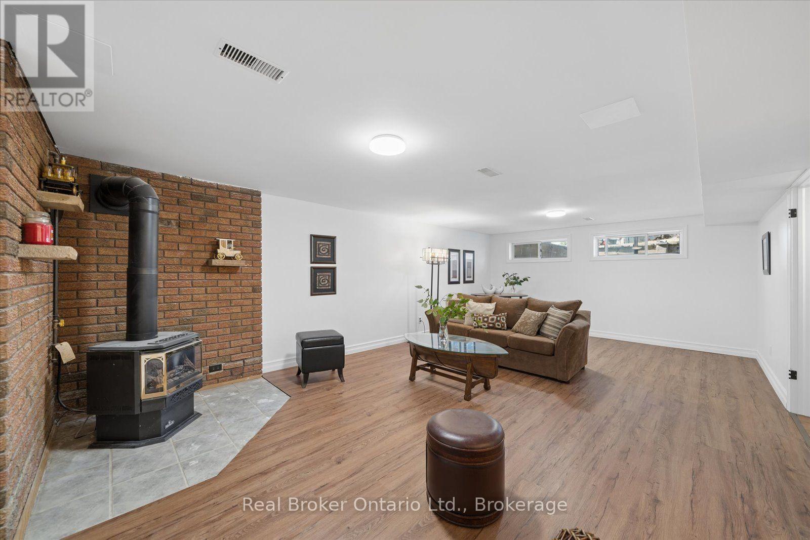 210 Patricia Crescent, Selwyn, ON photo 27