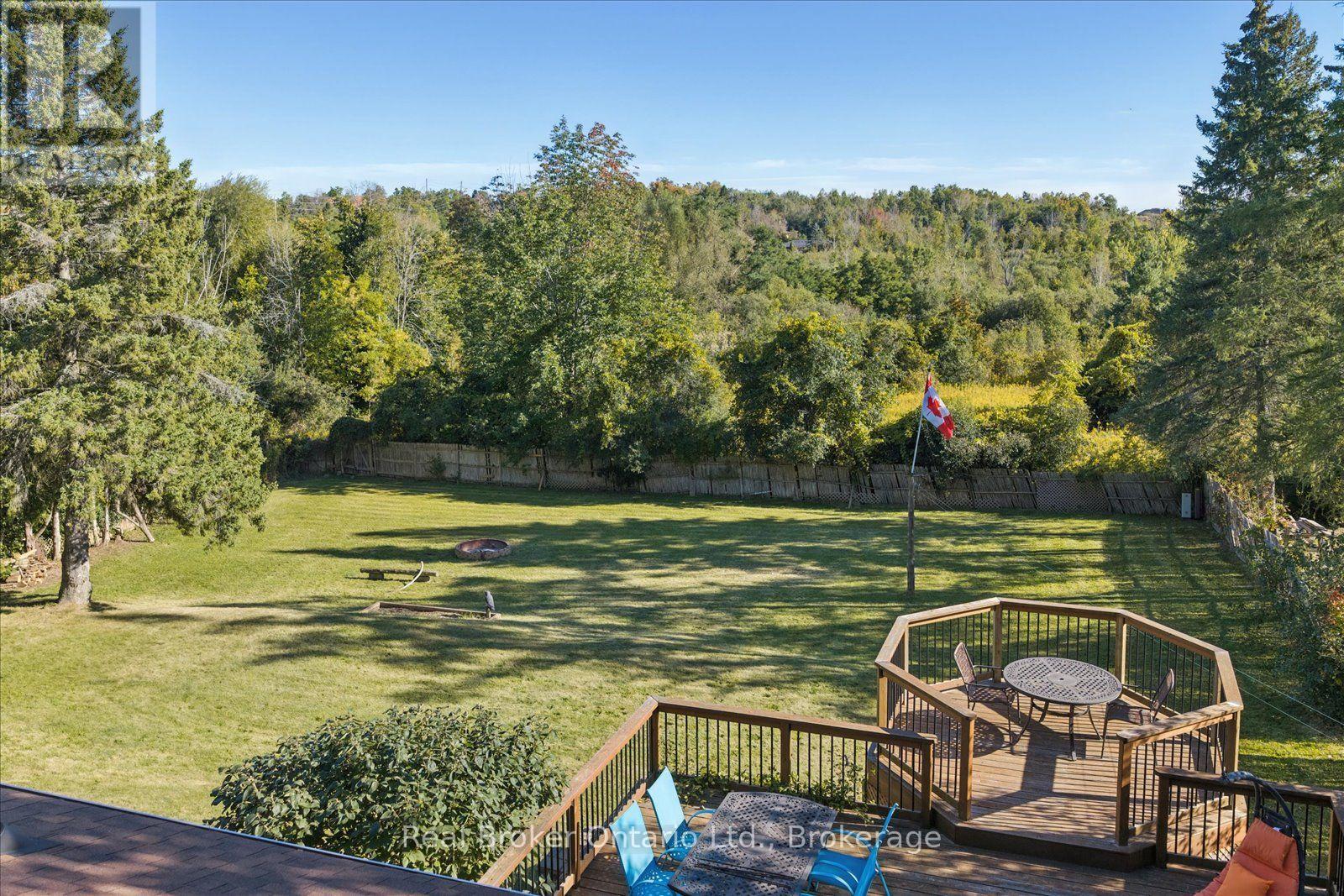 210 PATRICIA CRESCENT - 46