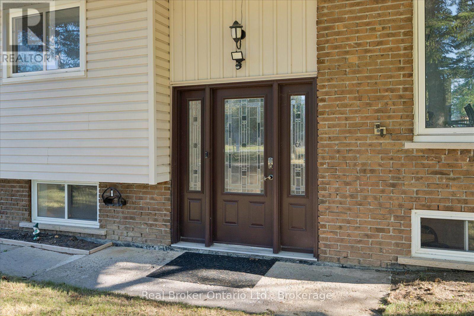 210 Patricia Crescent, Selwyn, Ontario, K9J6X3, Selwyn, Ontario — photo 5 of 5