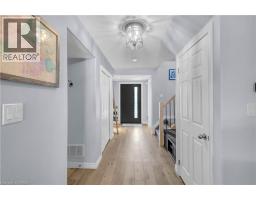Foyer - 5a Grand River Avenue, Brantford, ON N3T4Z3 Photo 8