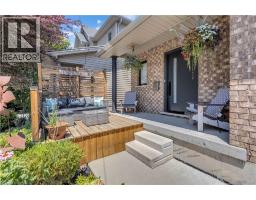 4pc Bathroom - 5a Grand River Avenue, Brantford, ON N3T4Z3 Photo 6