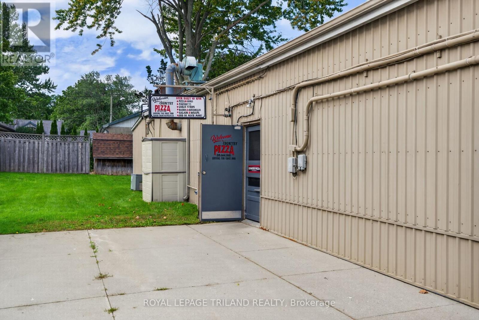 14107 BELMONT ROAD, Central Elgin (Belmont) — photo 2