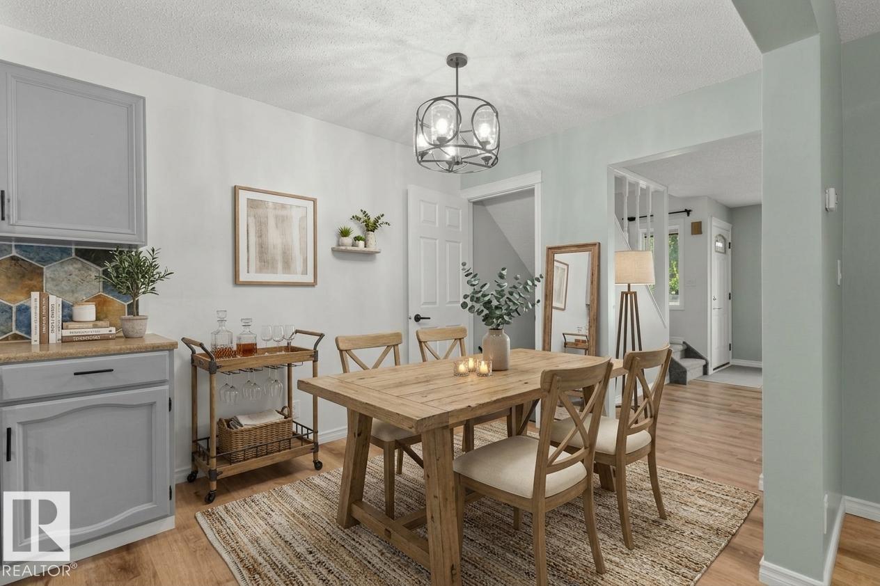 11343 22 AV NW photo 15