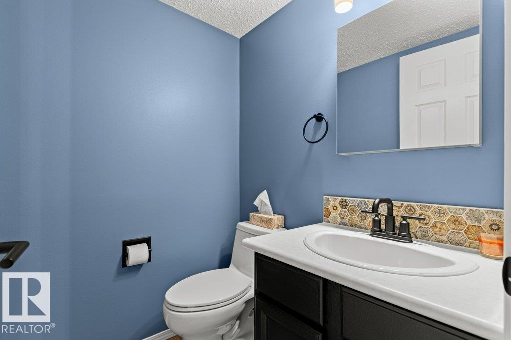 11343 22 AV NW photo 17