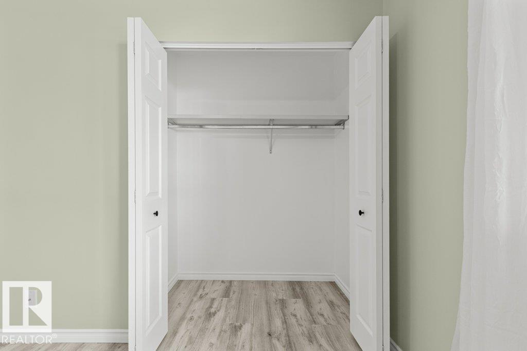 11343 22 AV NW photo 31