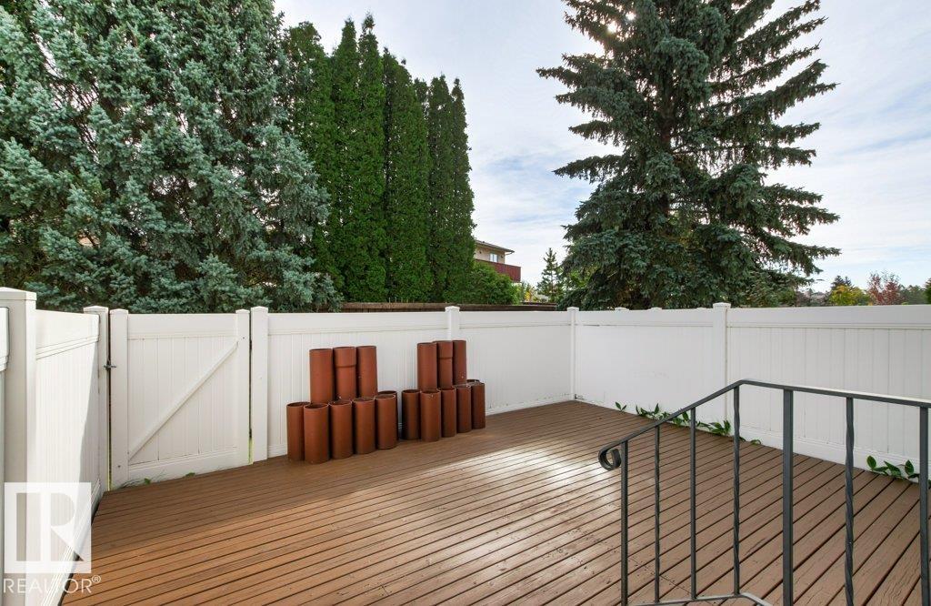 11343 22 AV NW photo 39