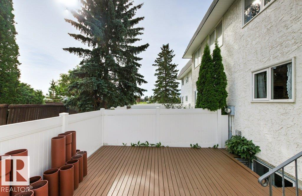 11343 22 AV NW photo 42