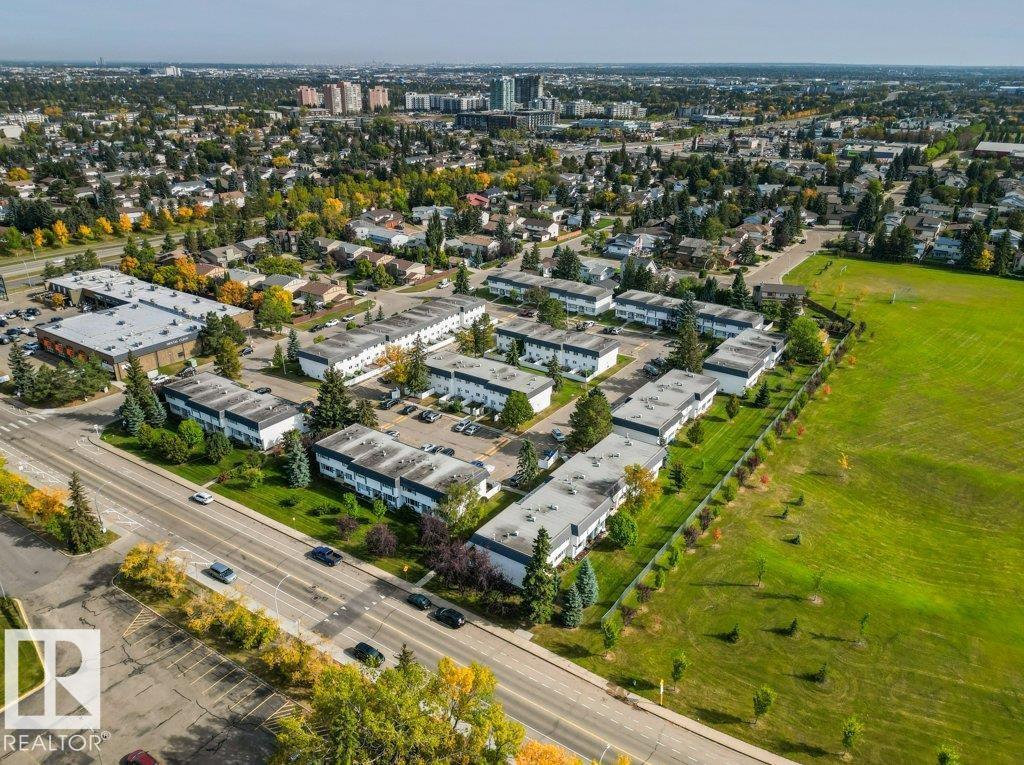11343 22 AV NW photo 52