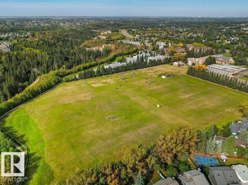 11343 22 AV NW photo 54