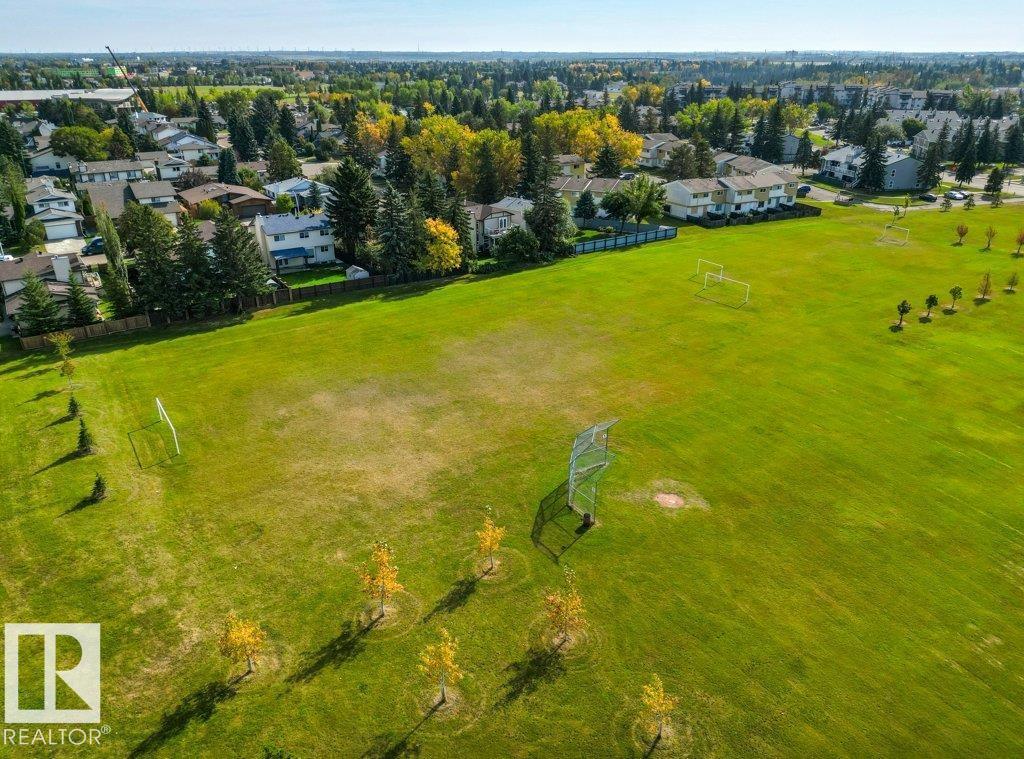 11343 22 AV NW photo 55