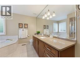 11 Courtland Drive, Brantford, ON N3R7V8 Photo 15
