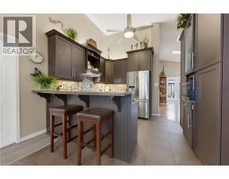 Recreation room - 11 Courtland Drive, Brantford, ON N3R7V8 Photo 6