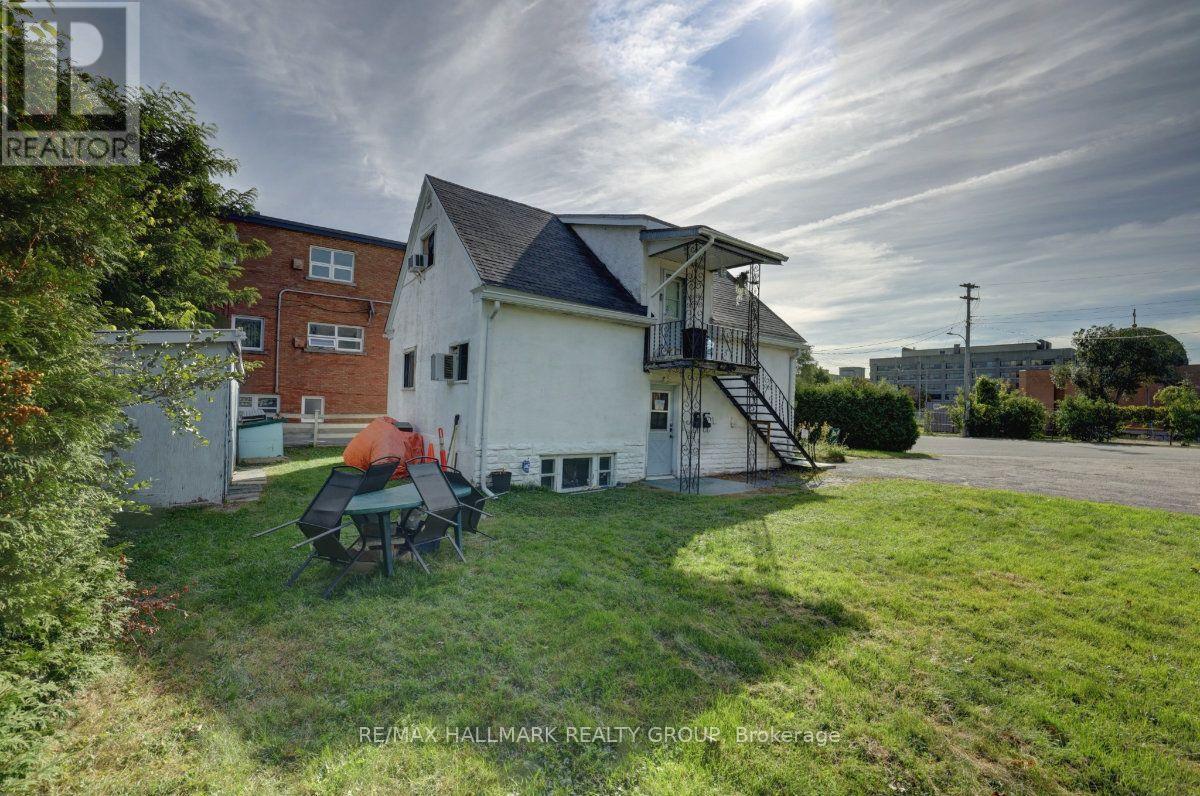25 WRIGHT STREET - 10