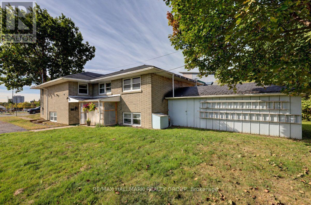 23 WRIGHT STREET - 35