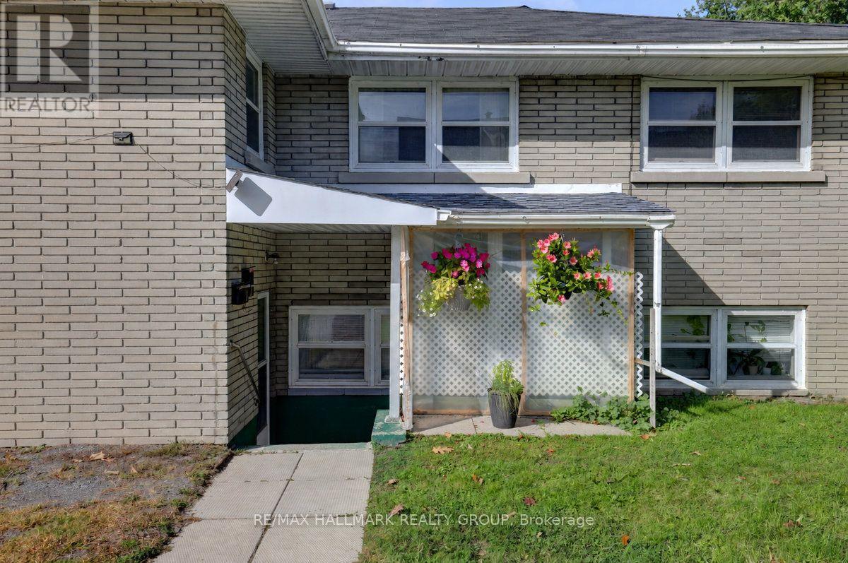 23 WRIGHT STREET - 37