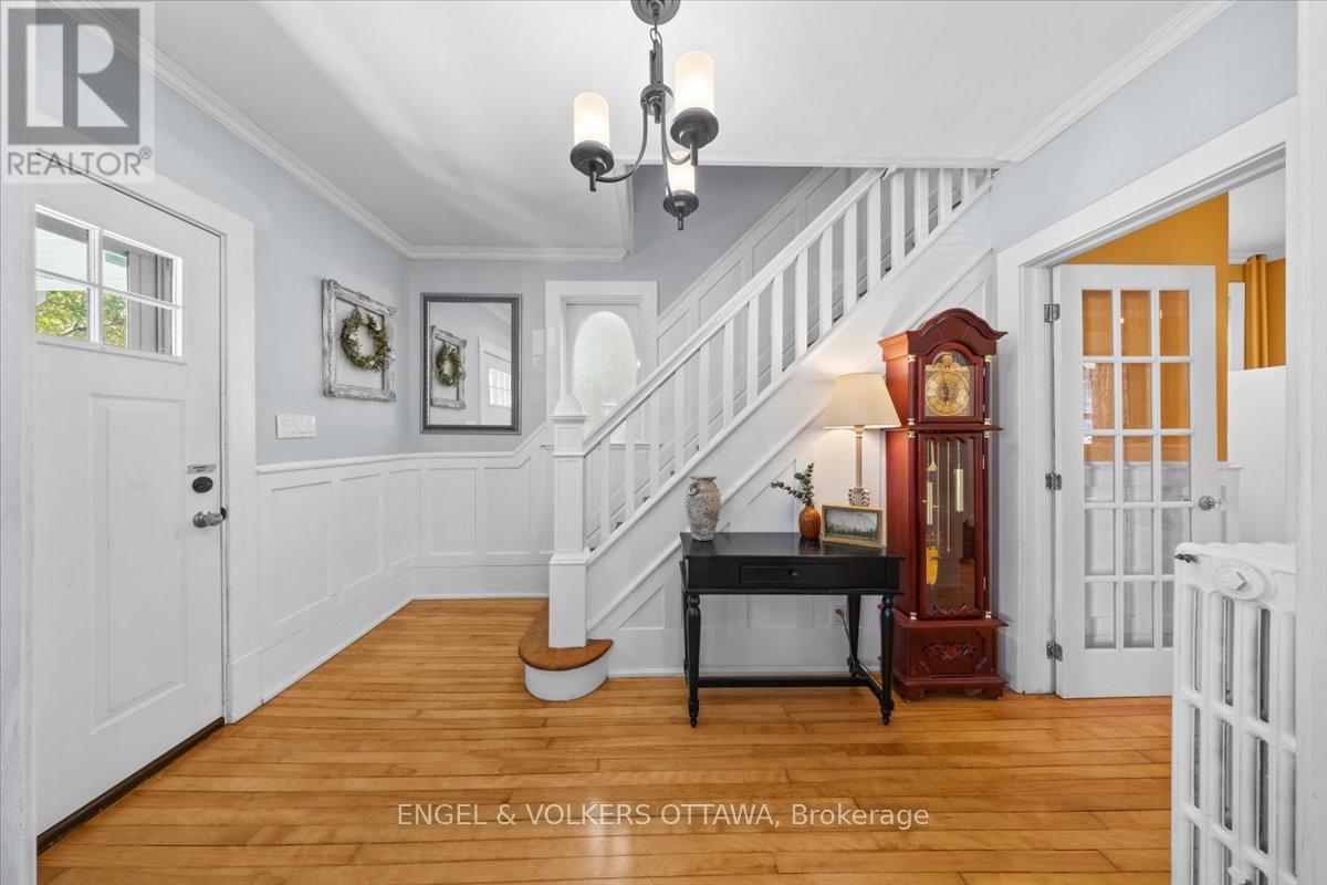 Inviting entry