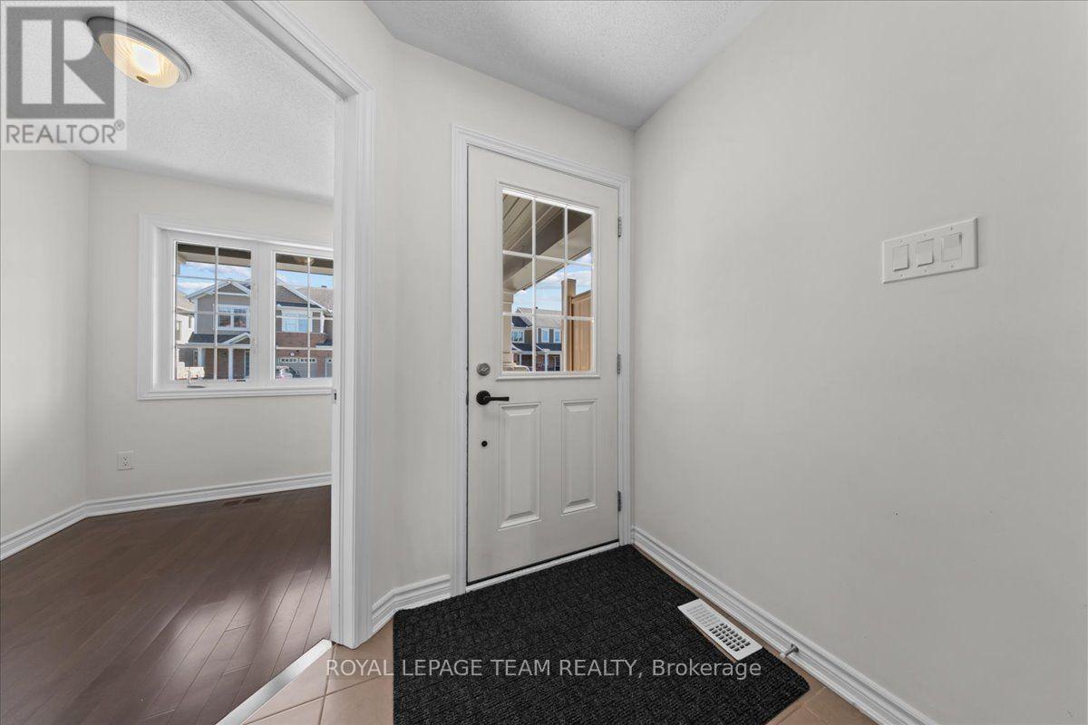 340 SONG SPARROW STREET - 3