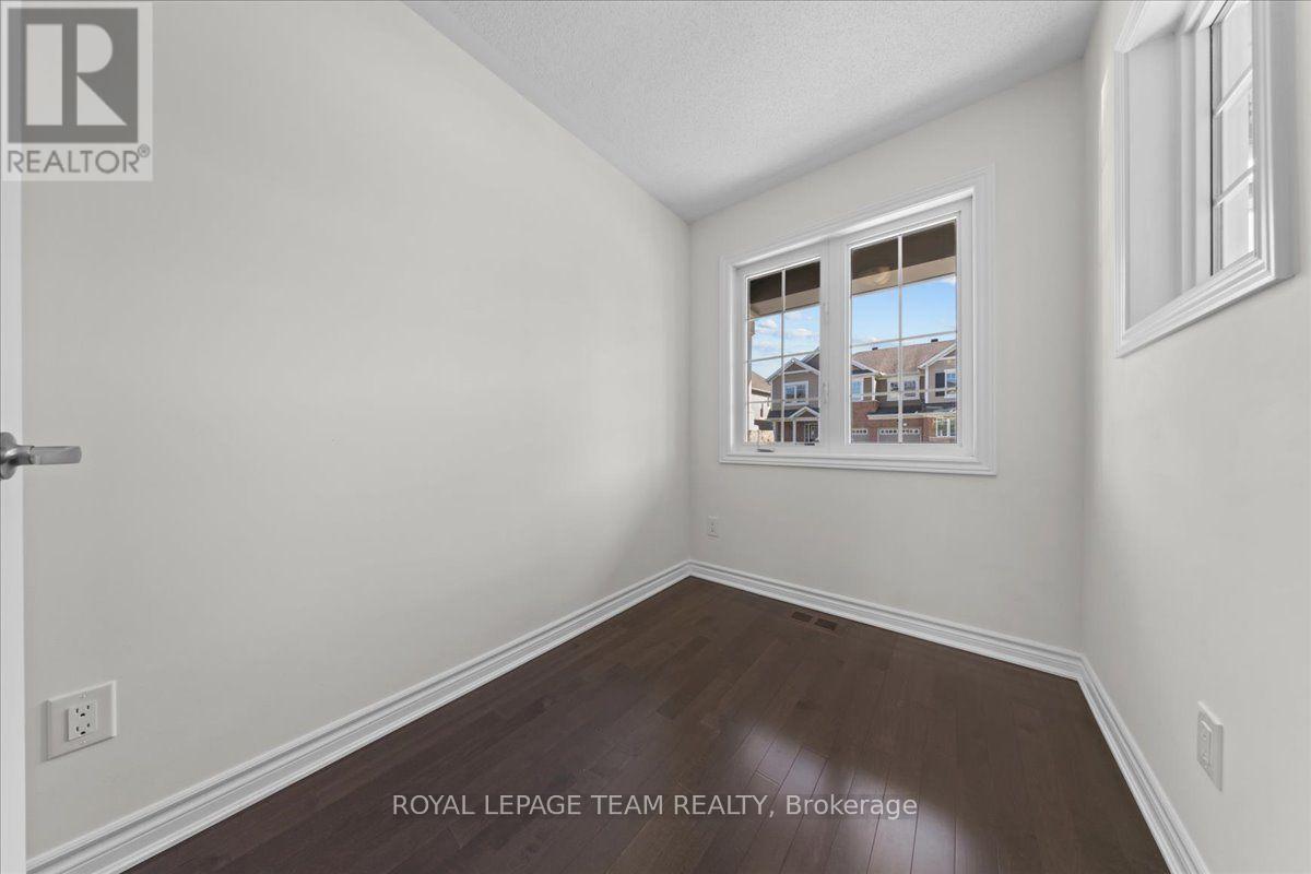 340 SONG SPARROW STREET - 4