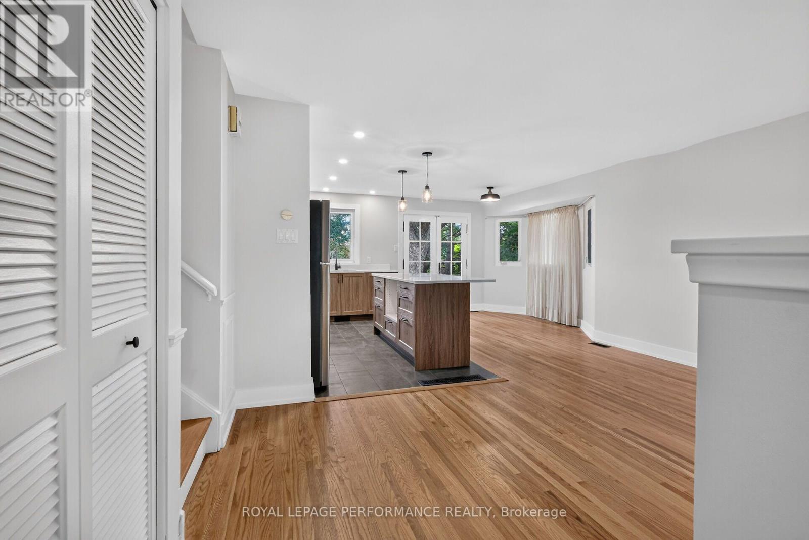 2337 Samuel Drive