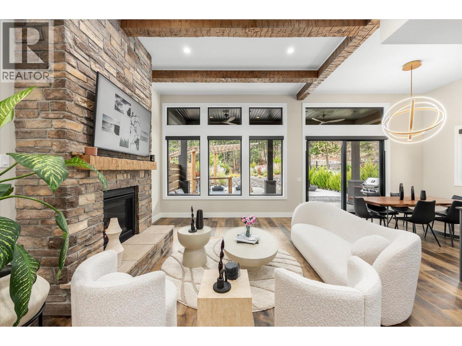 10342 Long Road, Lake Country