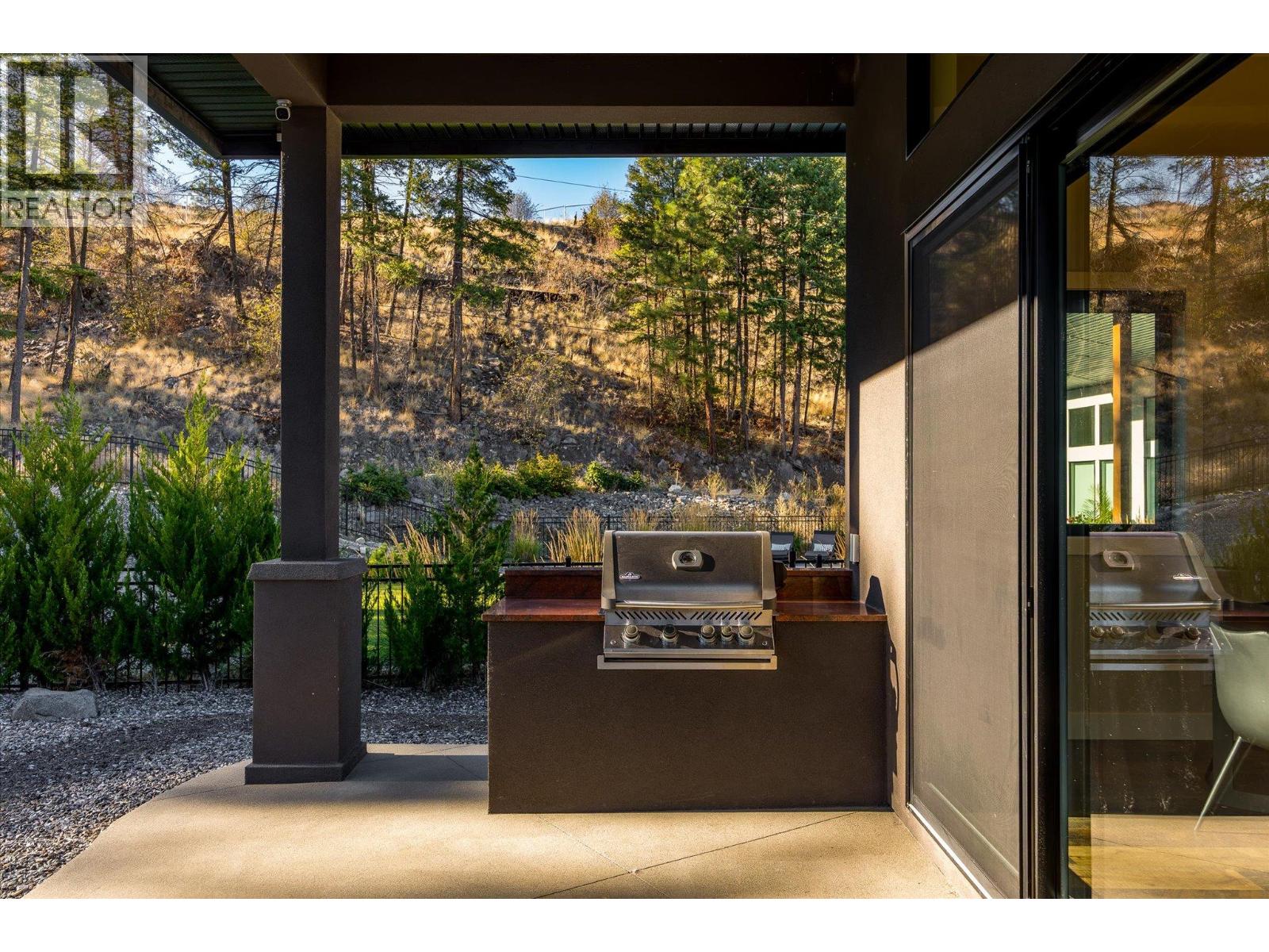 10342 Long Road, Lake Country
