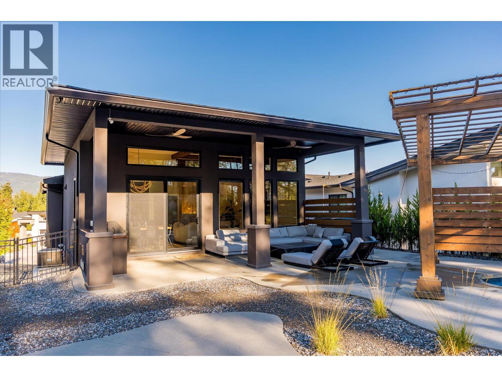 10342 Long Road, Lake Country